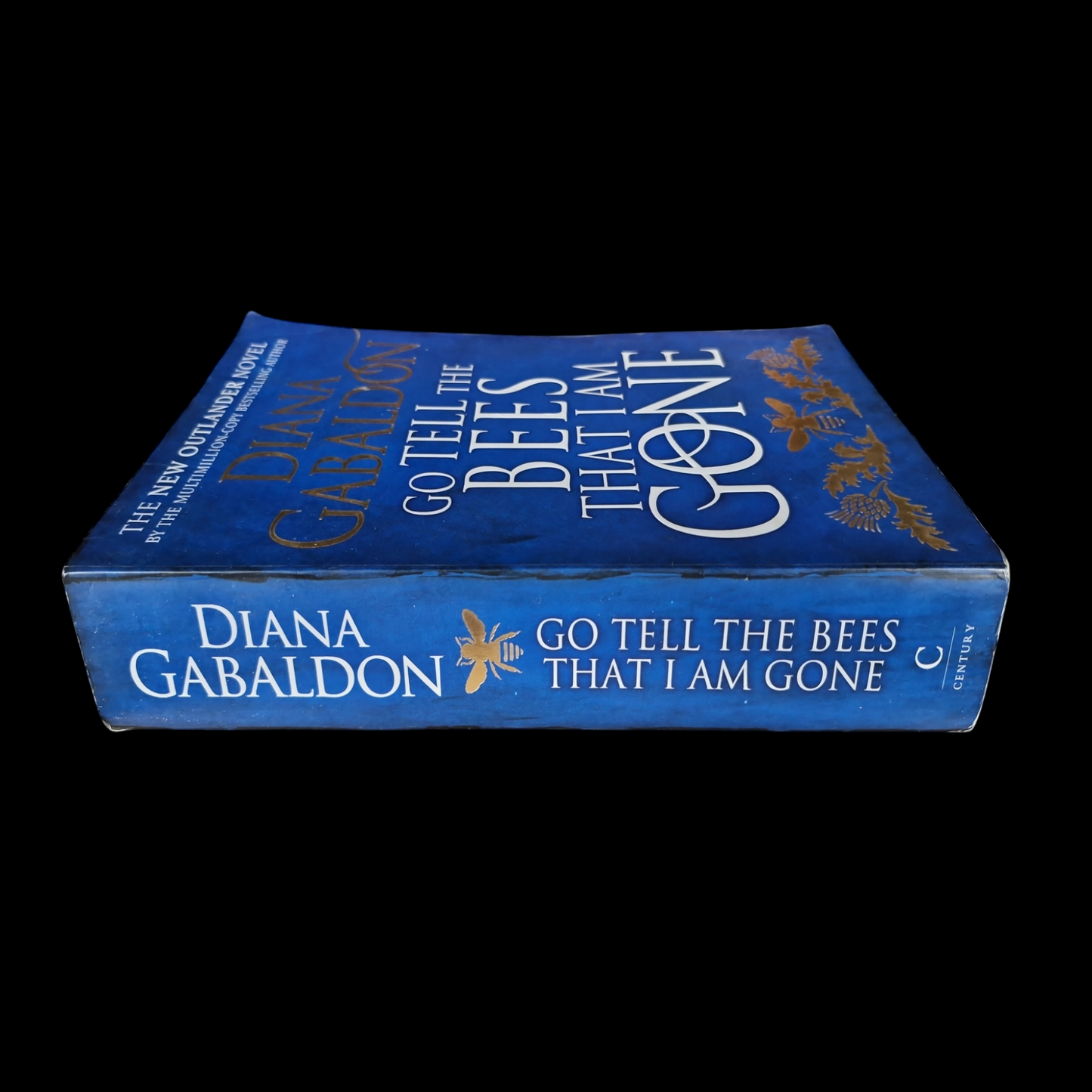 Diana Gabaldon- Go Tell The Bees That I Am Gone image 3