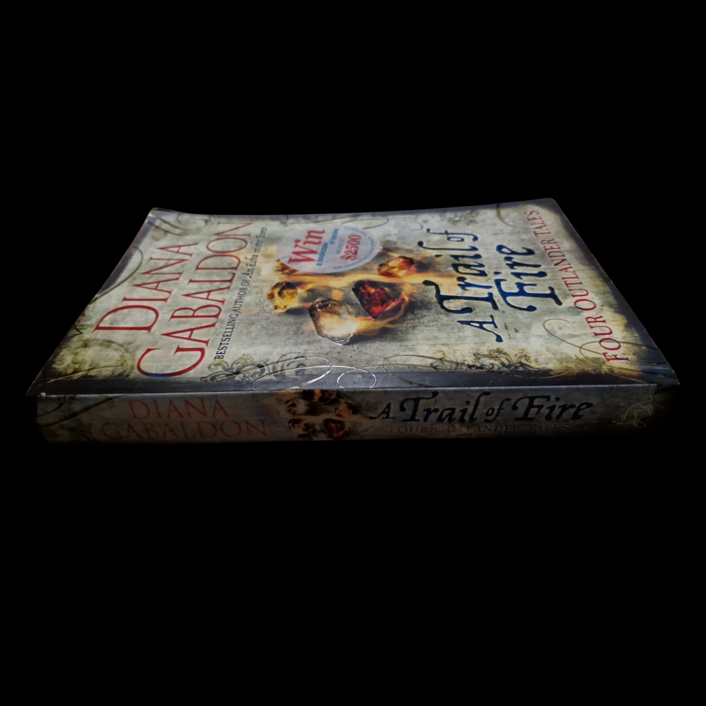 Diana Gabaldon- A Trail Of Fire image 3