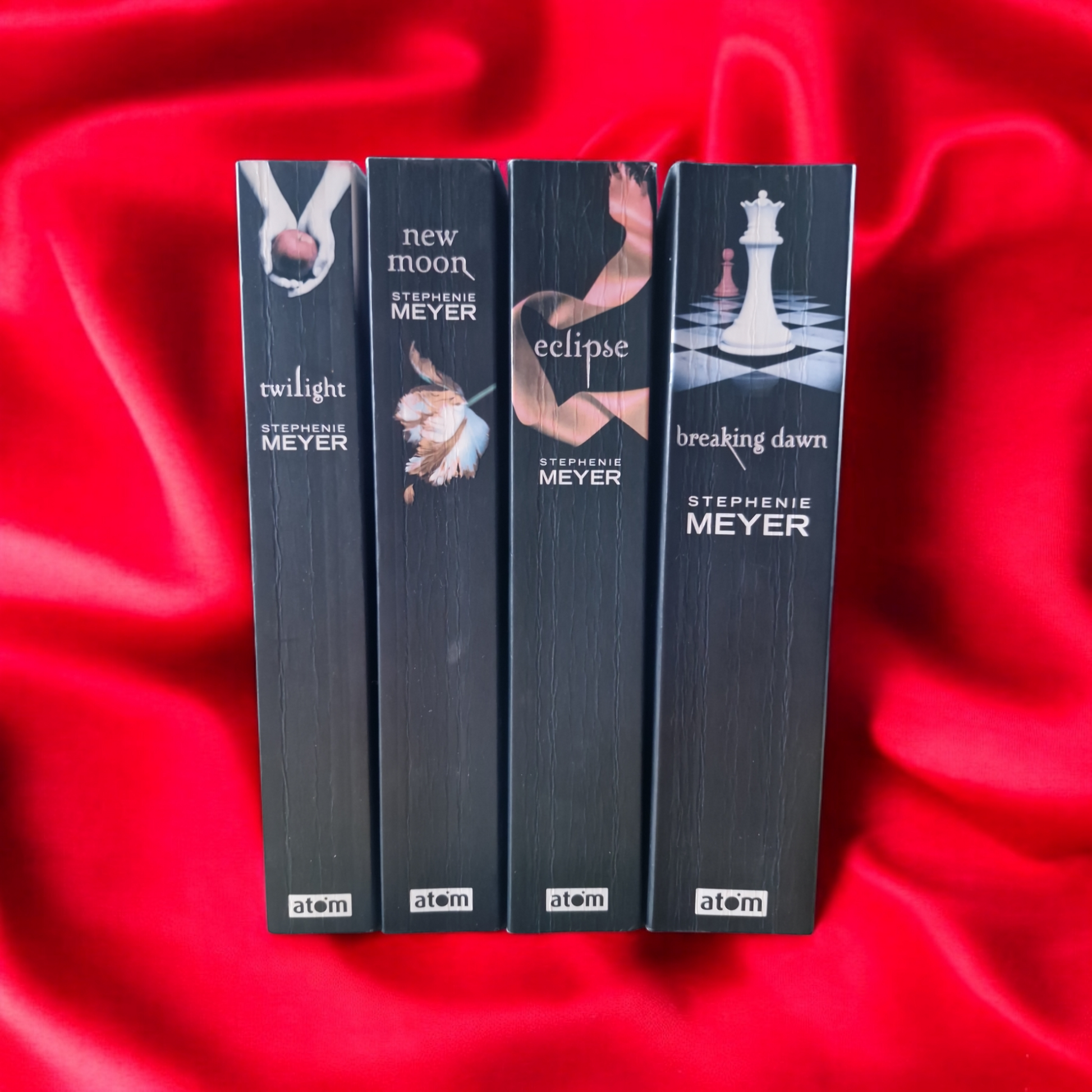 Stephenie Meyer- Twilight Series 4 Book Set image 1