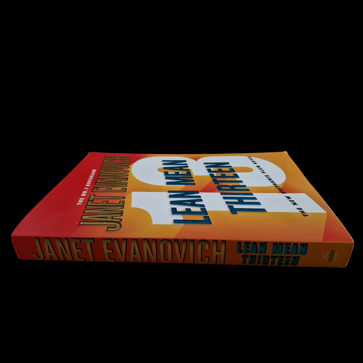 Janet Evanovich- Lean Mean Thirteen  image 3