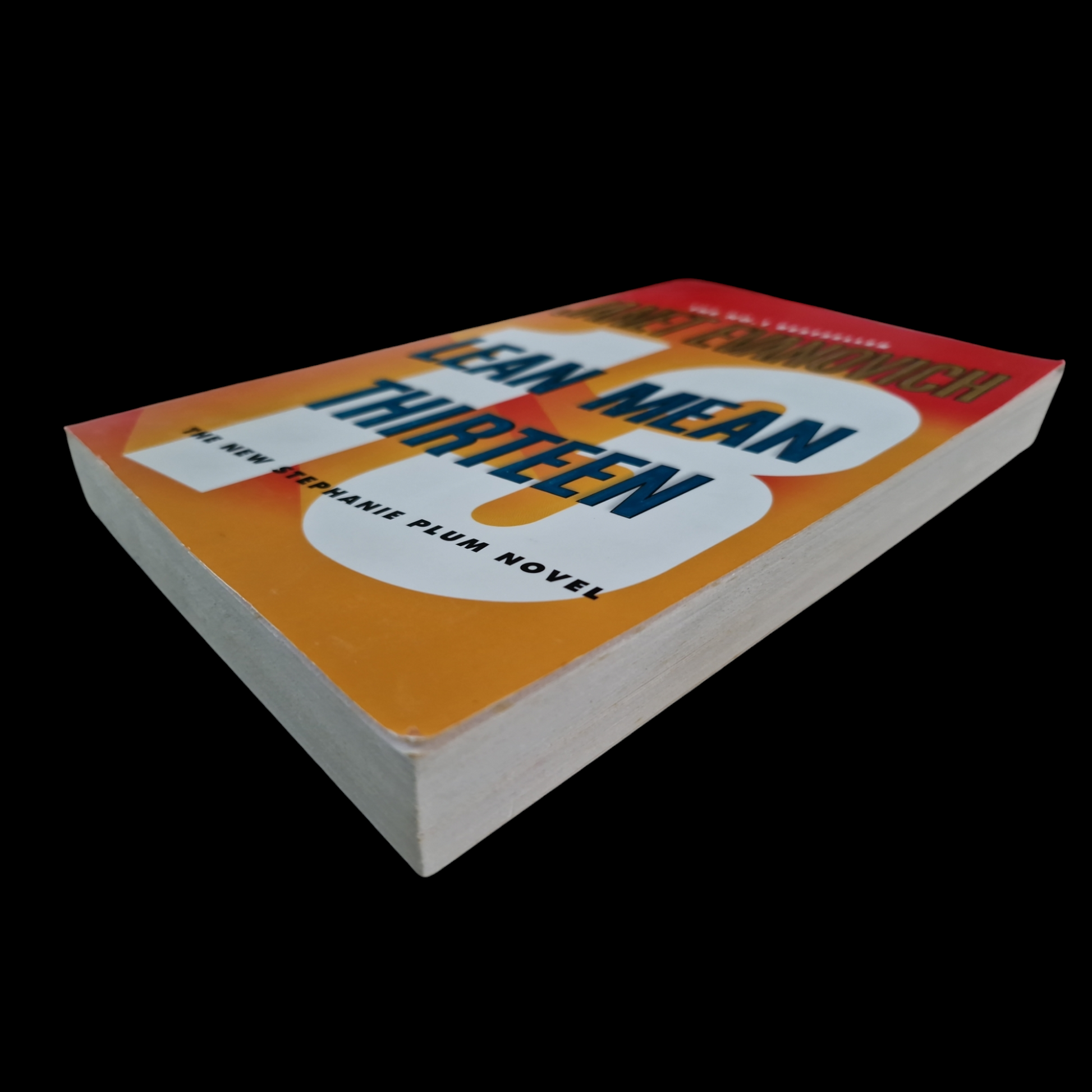 Janet Evanovich- Lean Mean Thirteen  image 4