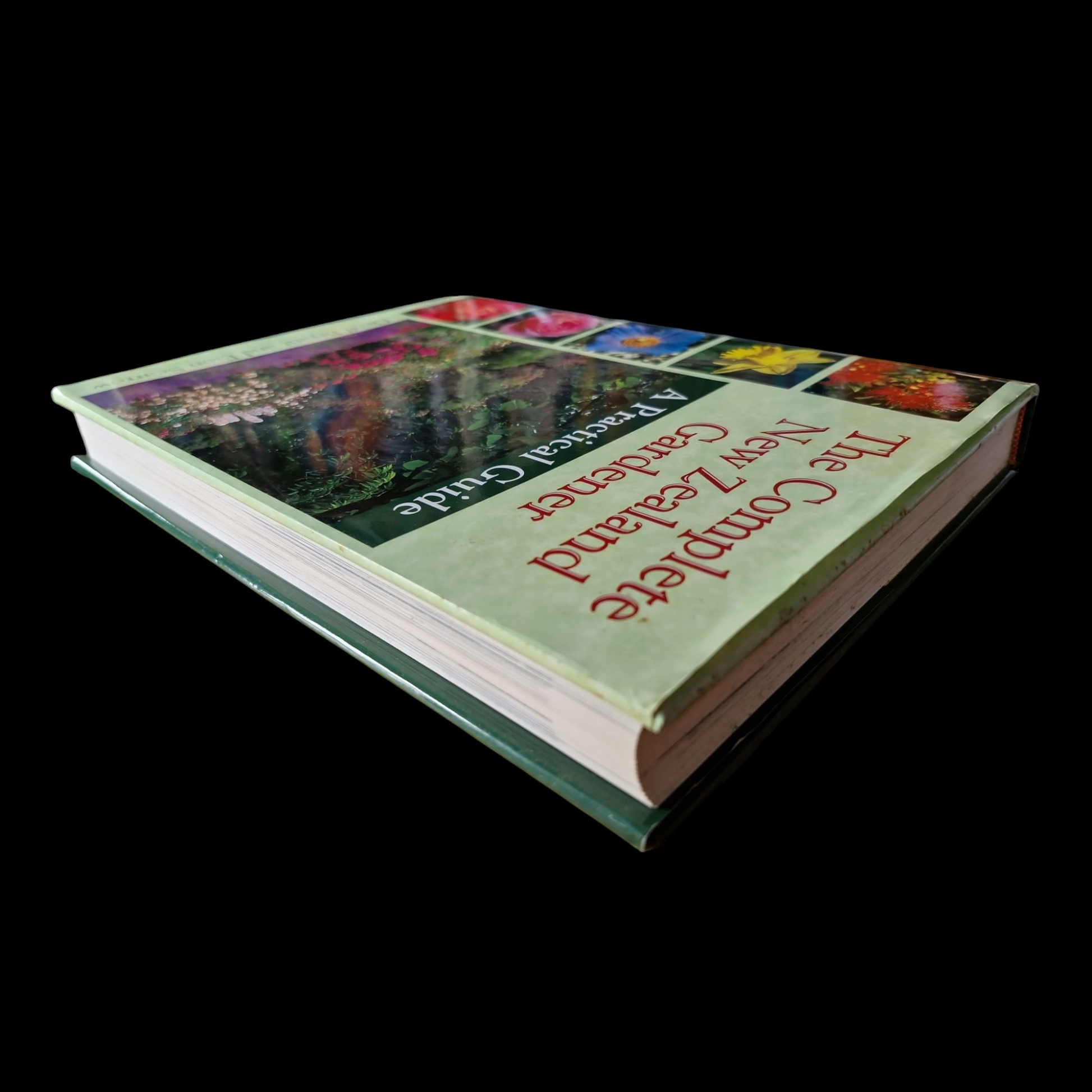 Geoff Bryant & Eion Scarrow- The Complete New Zealand Gardener image 6