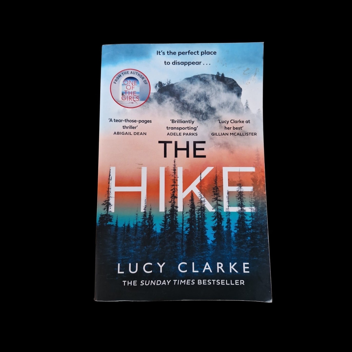 Lucy Clarke- The Hike
