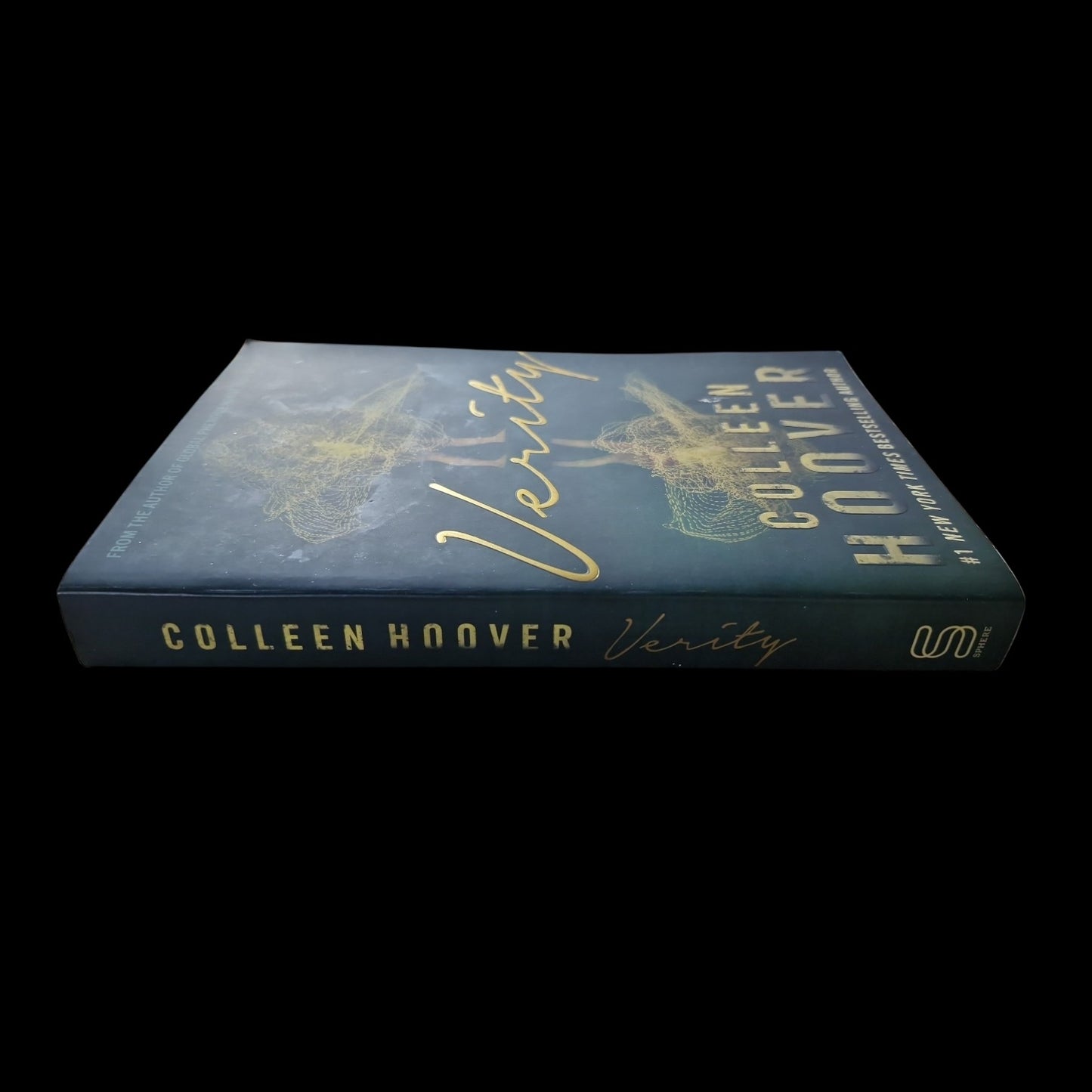 Colleen Hoover- Verity