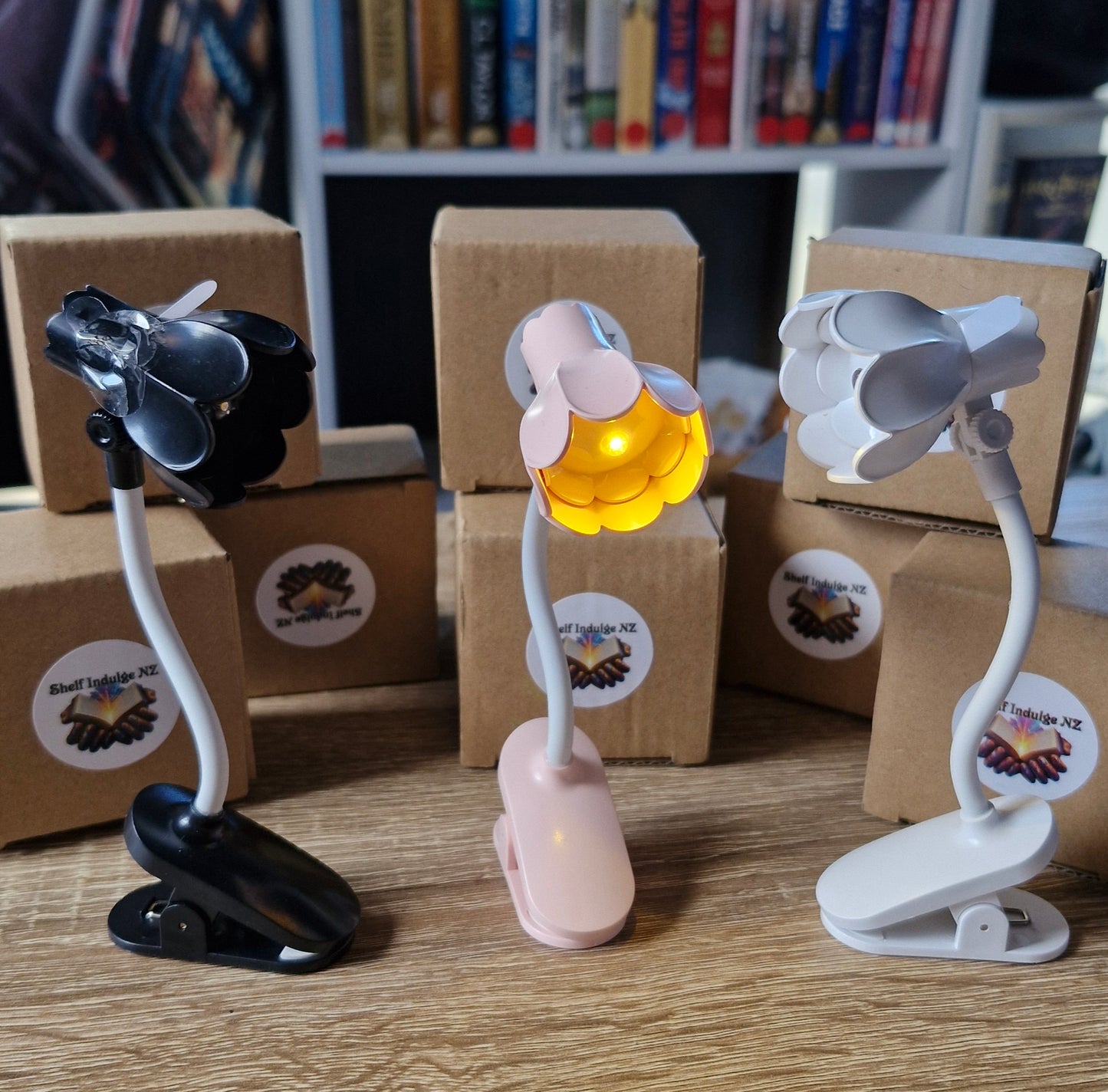 Horn Flower Reading Light