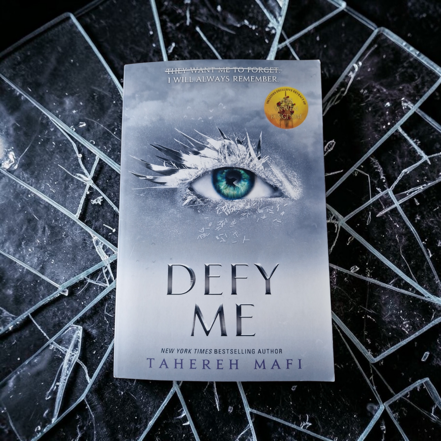 Tahereh Mafi- Defy Me